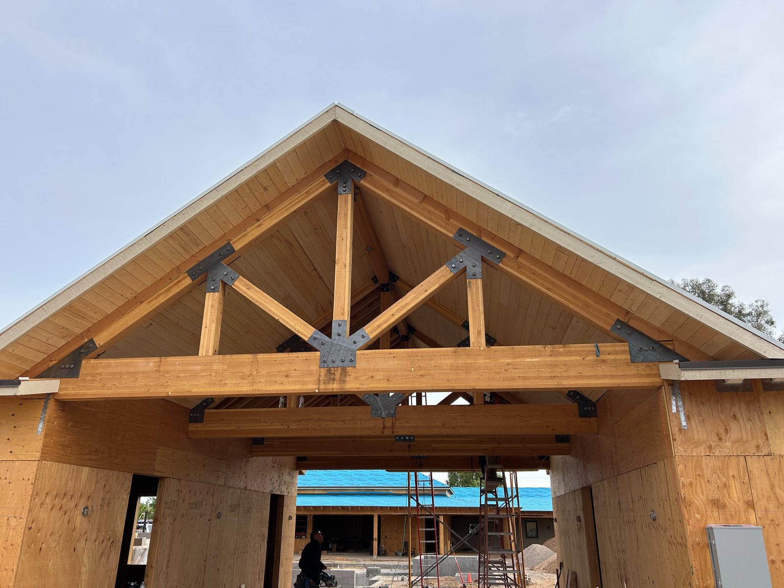 HDZ Carpentry LLC